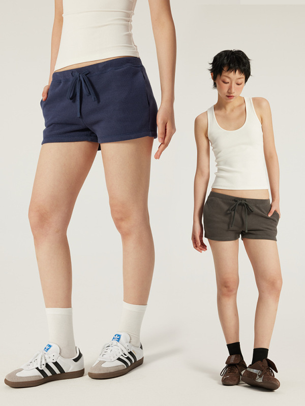JIE ZHAN WOMEN'S | 巾着スポーツショーツ 25 春夏ヨーロッパとアメリカのスポーツ無地弾性底ローウエスト超ショートパンツ女性|undefined
