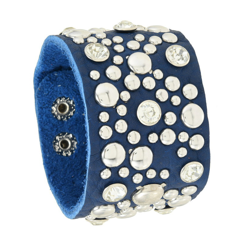 Cross-border hot selling jewelry factory direct rivet punk cowhide bracelet personality trend bar men's accessories Cross-border hot selling jewelry factory direct rivet punk cowhide bracelet personality trend bar men's accessories