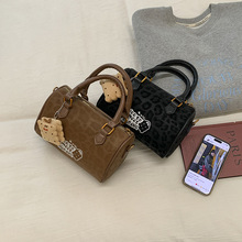 2025新款秋冬韩国小众包包女豹纹复古手提包洋气单肩斜挎波士顿包