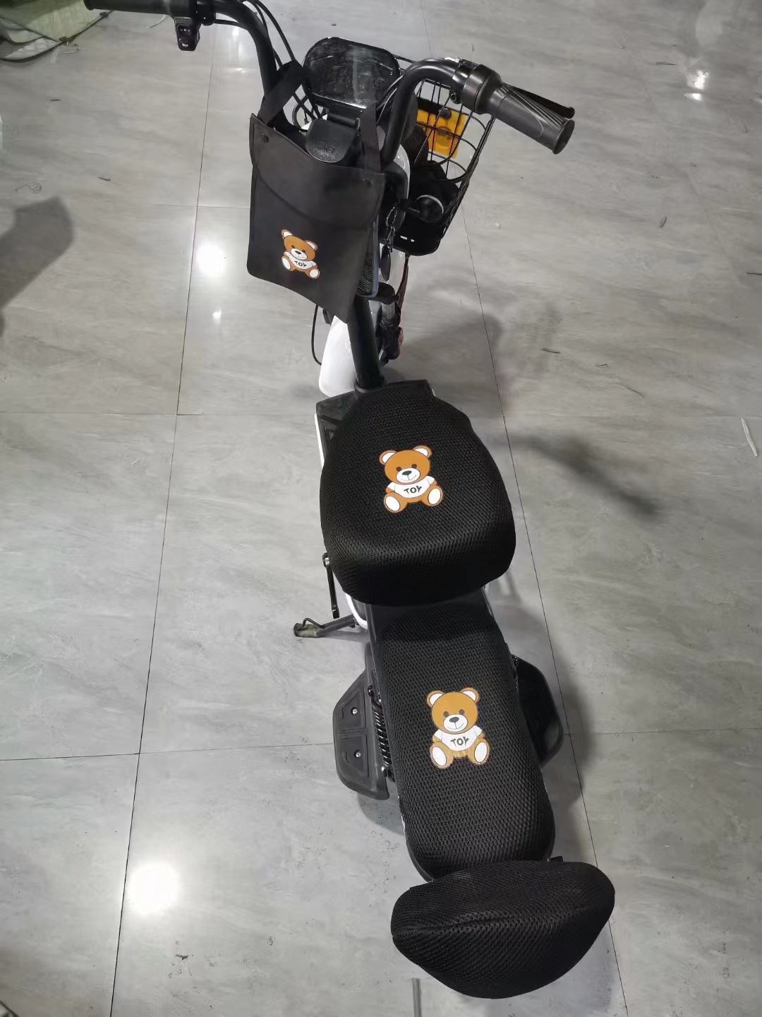 애완 동물 곰 앞 좌석