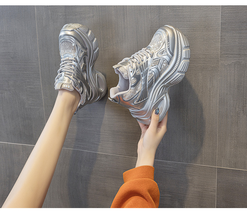 Giày sneaker chunky đế dày độn cao bên trong nữ phong cách thể thao thời trang mùa hè 2025 — M2832 màu đỏ, M2832 màu be, M2832 màu bạc chi tiết 26