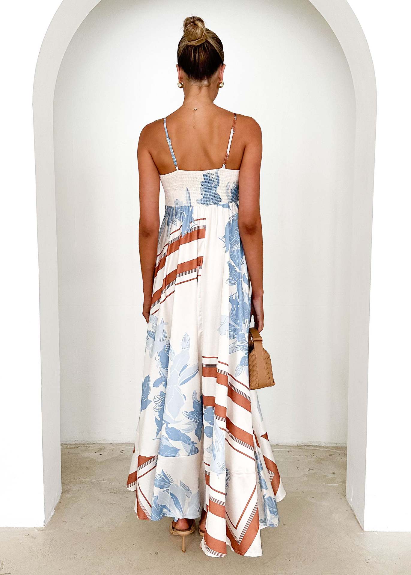 Sleeveless Sleeve Length Wholesale Women's Casual Elegant Streetwear Flower Holiday Selfie Strap Sleeveless Strap Dress