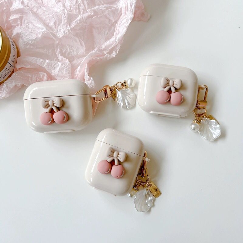 Cartoon Pink Cherry Adecuado para Apple 2da generación de carcasa de auriculares de dibujos animados lindo funda protectora airpods4 blanca antigua