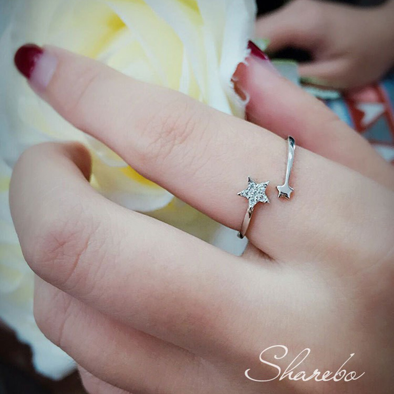 ����ʱ���������ǿ��ڽ�ָŮ���Գ��˰ٴ�Ůʿ��ָ�ɵ���ָ��