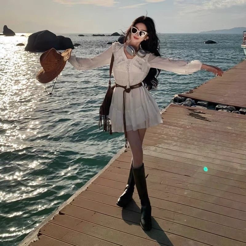 海边大西北旅游穿搭沙滩裙V领小个子长袖白色短裙洱海拍照连衣裙|undefined