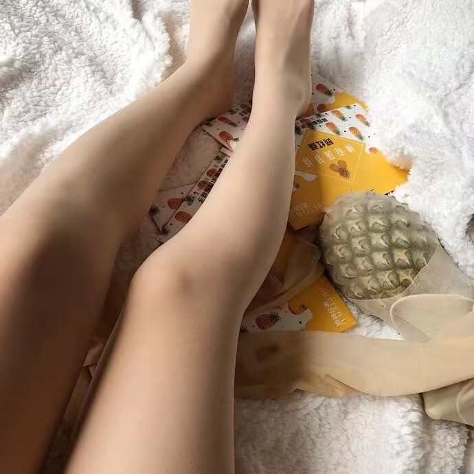 Pineapple socks women's thin summer sunscreen stockings light leg artifact anti-hook silk ultra-thin arbitrary cut flesh color pantyhose