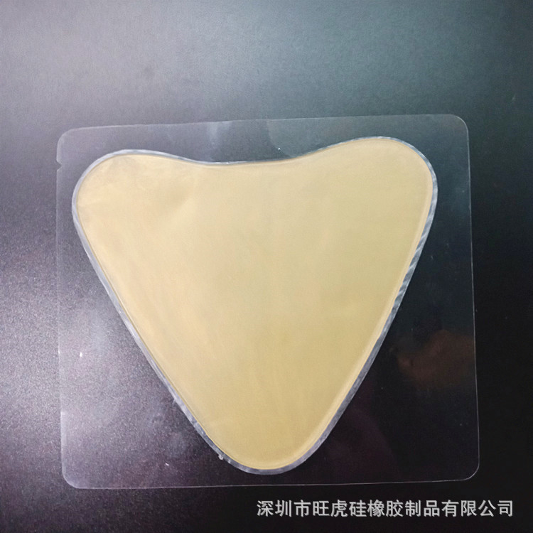 황금 삼각형 가슴 스티커