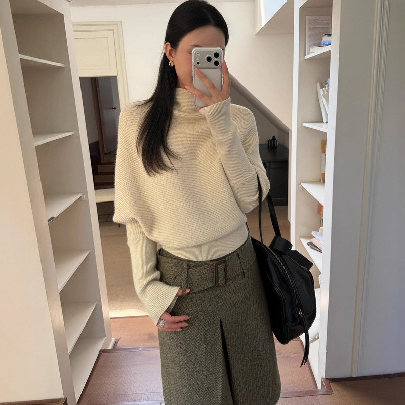 Korean Style Gentle Style Half Turtleneck Long-Sleeved Knitwear for Women Winter Bat Sleeve Inner Knitwear Loose Elegant Top Korean Style Gentle Style Half Turtleneck Long-Sleeved Knitwear for Women Winter Bat Sleeve Inner Knitwear Loose Elegant Top