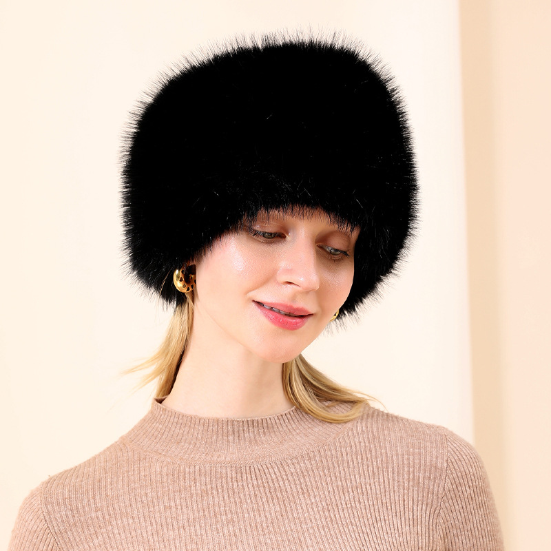 Women's Fashionable Hat - Style