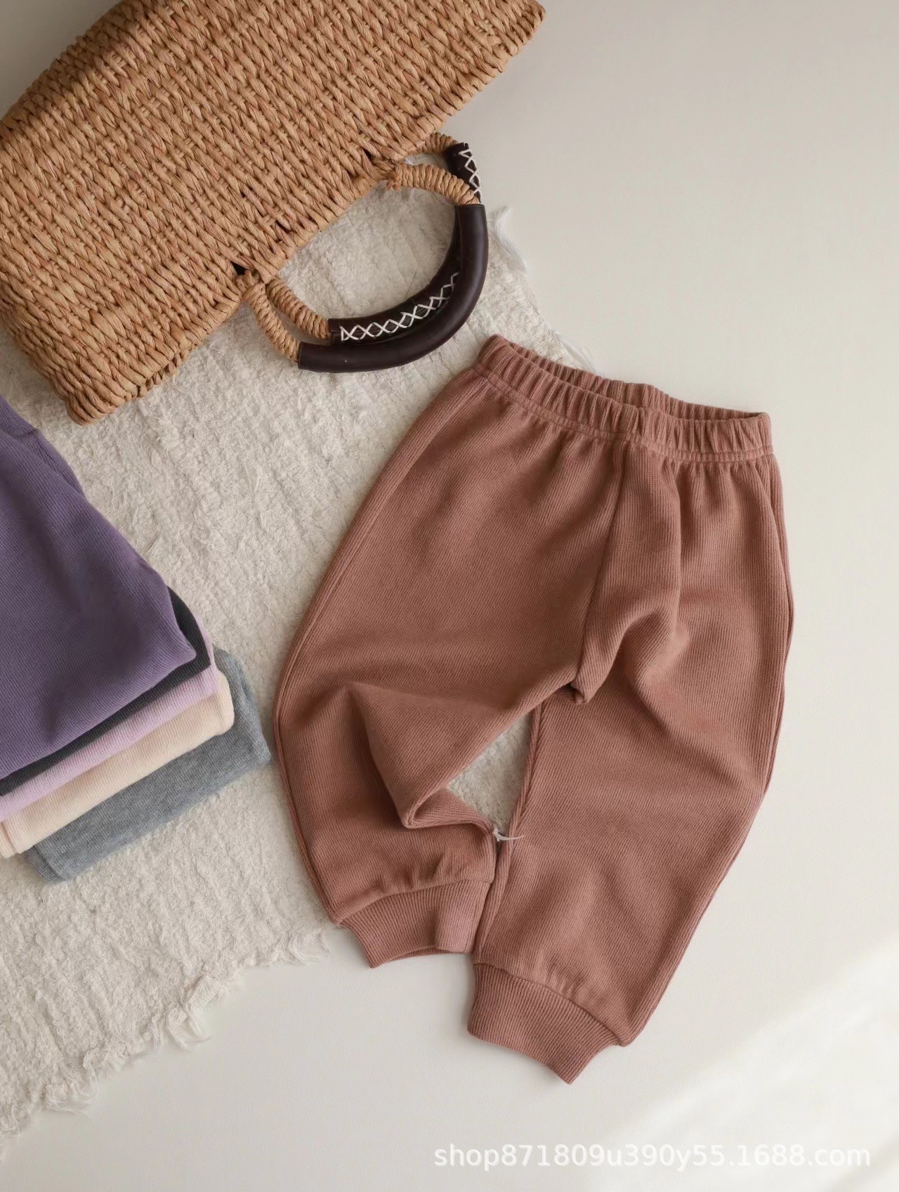 브라운 벨벳 소프트 팬츠