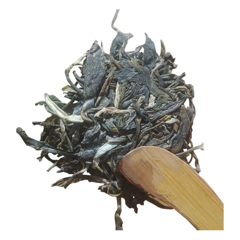 Чайная фабрика Пу 'ер Чайная фабрика Прямая головка Весенний агрессивный смысл тела Сильный старый Бан Чжан Экологический чай 357 г Пу 'ер Сырой чайный торт