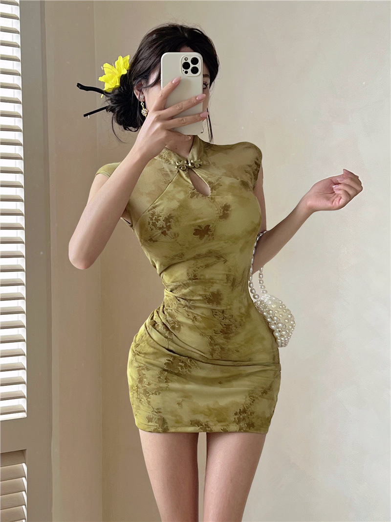 Sexy retro summer cheongsam