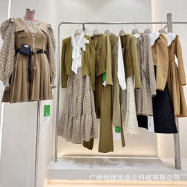 【惢喜春】南油高端女装批发品牌折扣货源女装实体店一手货供应链