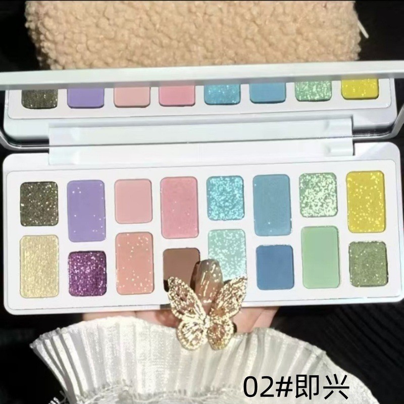 La nueva sombra de ojos de 16 colores de Capel protagoniza el maquillaje ligero diario, el color juega con el maquillaje, la paleta de sombras de ojos, los cosméticos de maquillaje de escenario