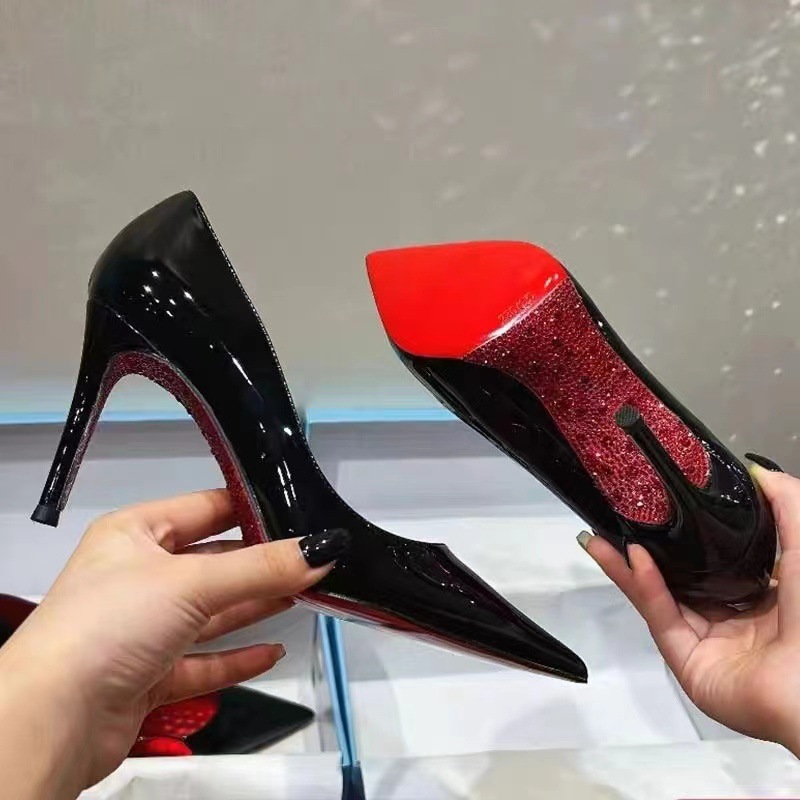 Shoes, heel height 7 cm