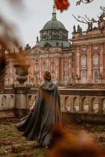�W��Ůʿ�͹����L���Bñ���Ӵ���©�ֿ�ϵ������������ՔzӰ���b