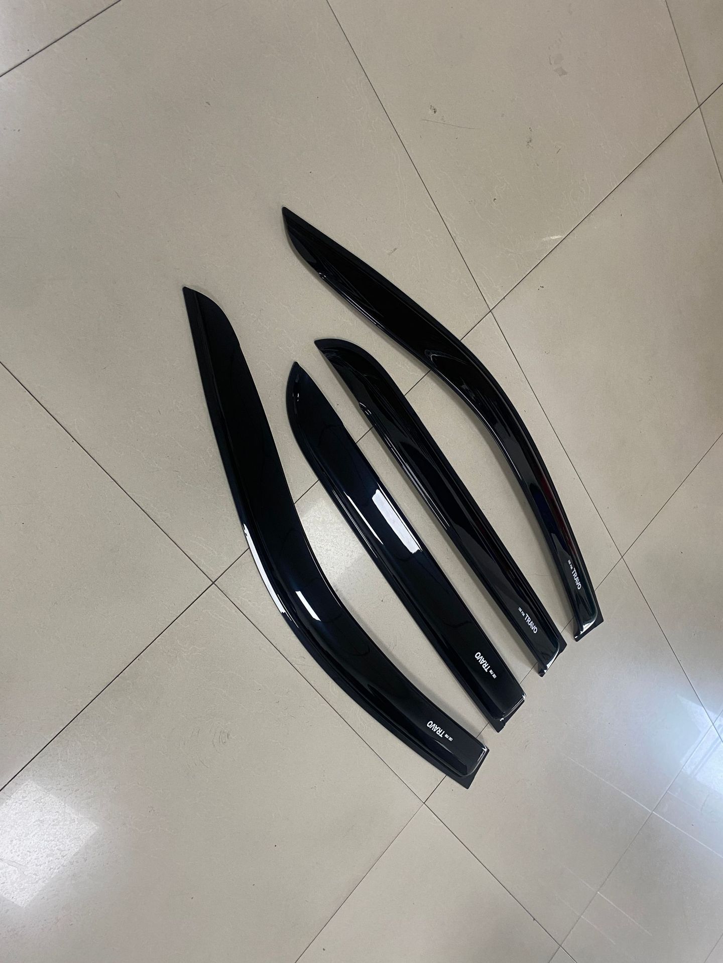 Hilux Travo Rain Shield 2026 New Model Hilux Travo 4-Door Rain Shield Travo Rain Visor Car Window
