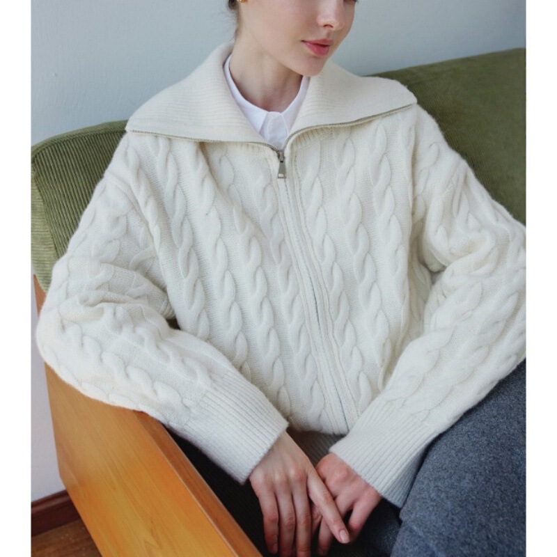 High-End Retro Twist-Knit Cardigan Sweater for Women, 2026 Winter American High Street Lazy Style Knitwear Versatile Sweater High-End Retro Twist-Knit Cardigan Sweater for Women, 2026 Winter American High Street Lazy Style Knitwear Versatile Sweater
