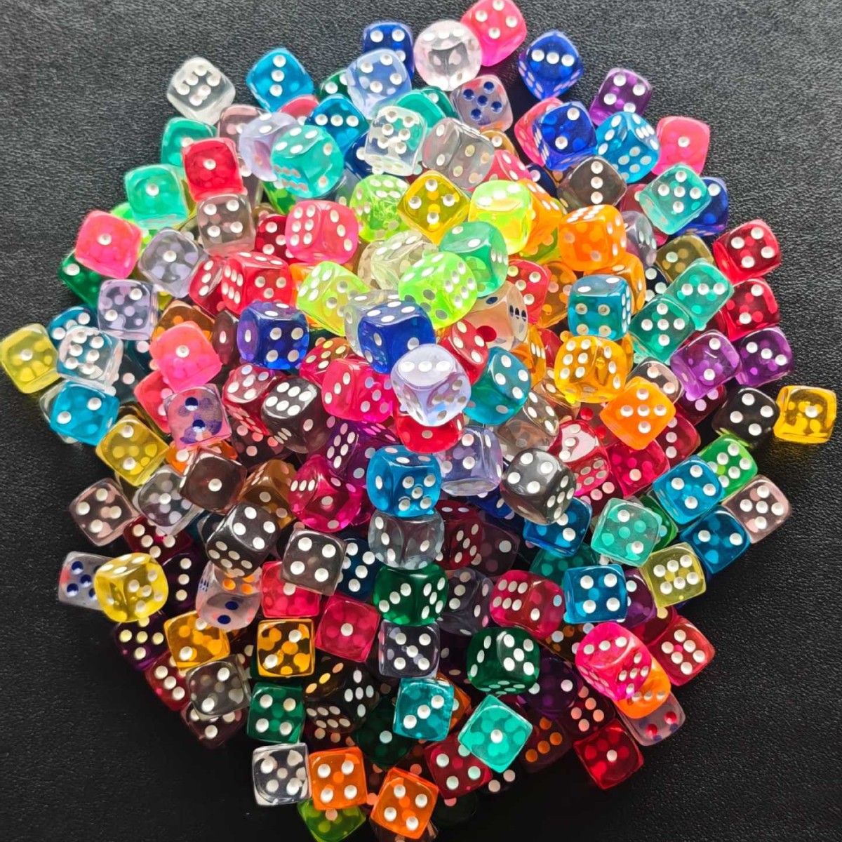 In-Stock 14mm Rounded 6-Sided Transparent Plastic Dice for Board Games, Role-Playing Games, Teaching, and Toy Accessories, Crystal Acrylic Dice
