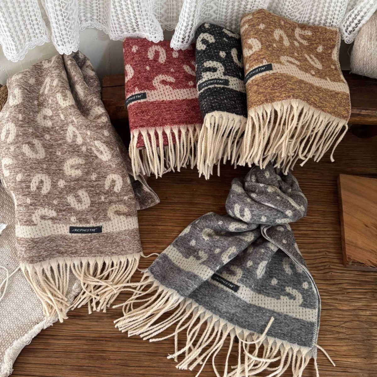 儿童围巾秋冬季仿羊绒可爱保暖围脖防风女童棉绒舒适脖套女孩披巾