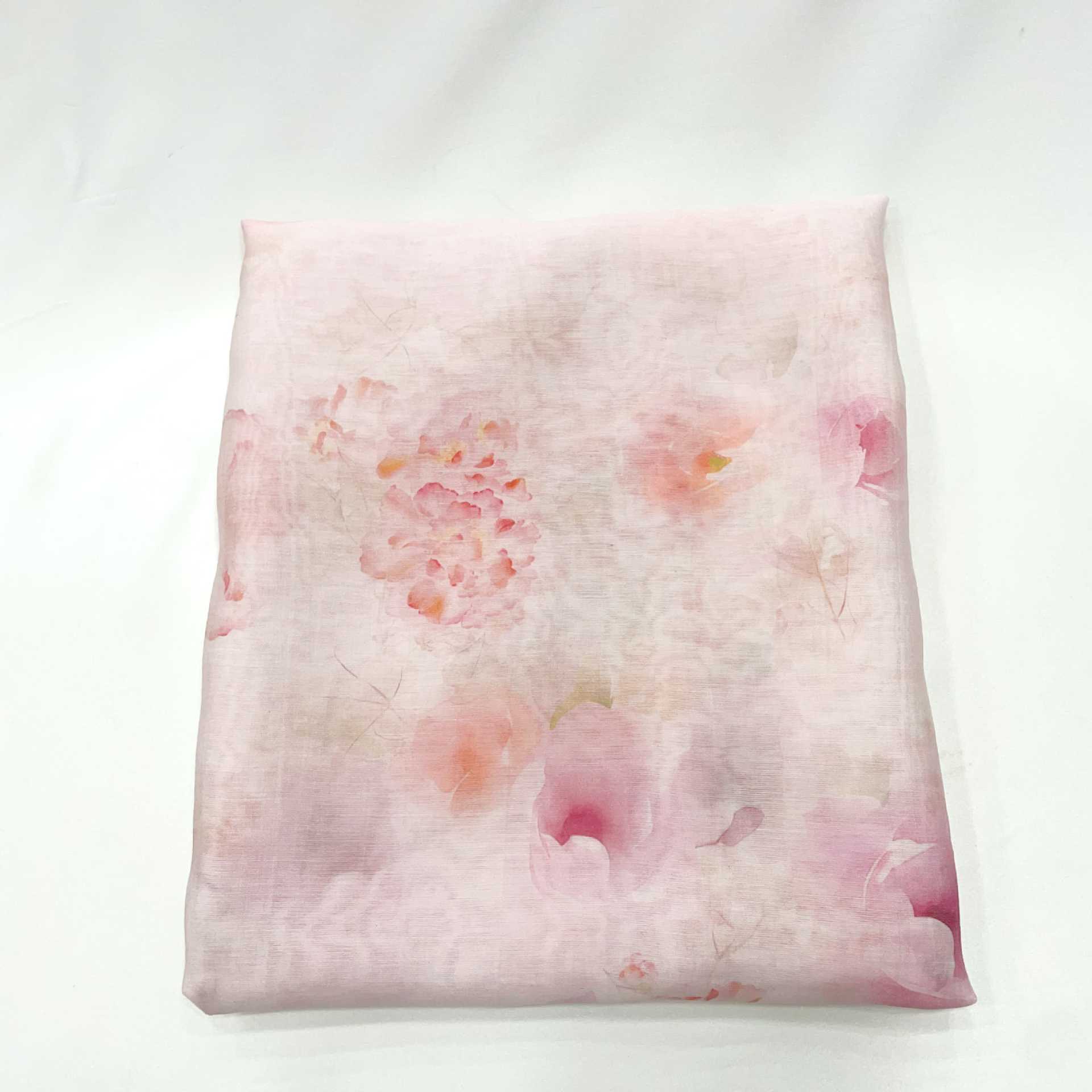 甜美粉色垂感花朵玫瑰现货透气印花柔和浪漫数码印花面料天丝平纹