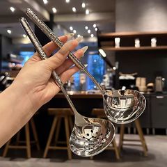 韓国式304ステンレスの小さいスプーンの家庭用の長い柄のスプーンのレストランのホテルの公共のスプーンのハンマーの紋様のスプーンの火鍋のスプーン