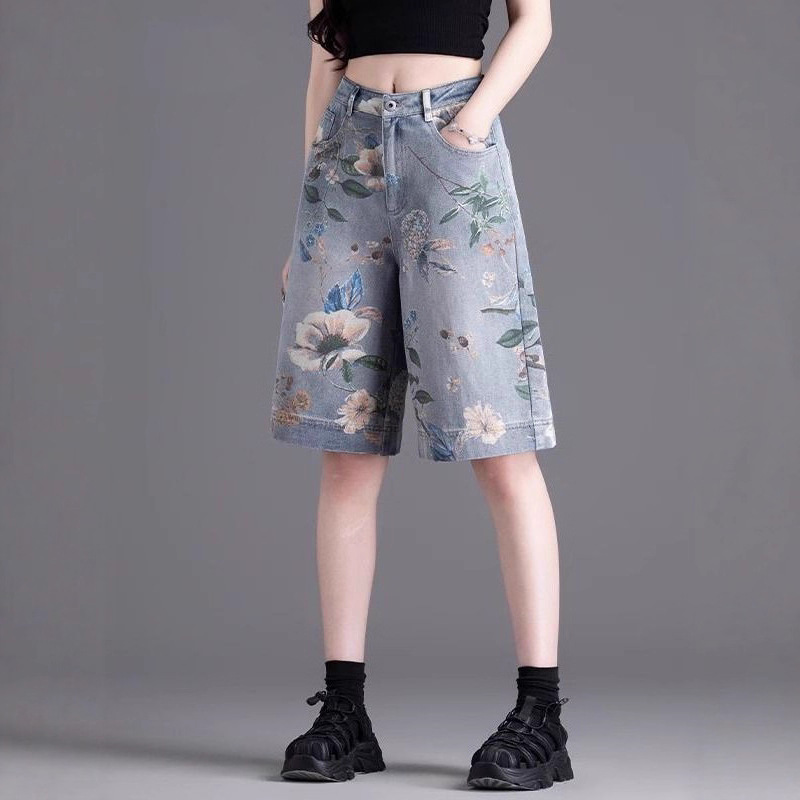 American-Style Printed Denim Shorts for Women 2026, High-Waisted, Summer Thin Style, Straight Cut, Slimming, New Model, Half-Length Five-Point Pants