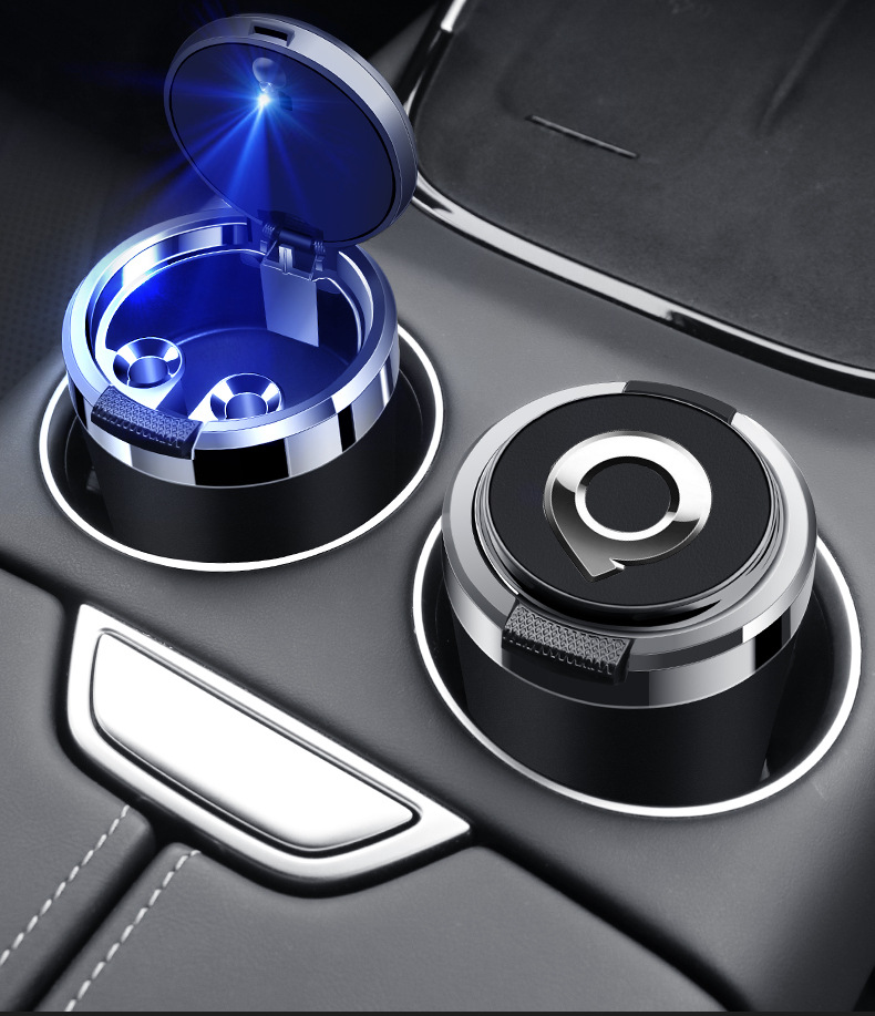 Suitable for Great Wall Cannon Car Ashtray with Cover Metal Inner Tank Flame Retardant Personalized Car Ashtray Car Interior Supplies