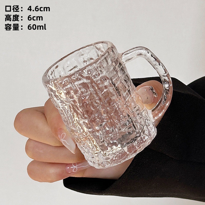 Mini tazas de vino en tazas de vidrio con mango creativo tazas de vino blanco una taza o dos tazas de una taza de menú de vidrio