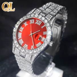 项链;手链;石英表