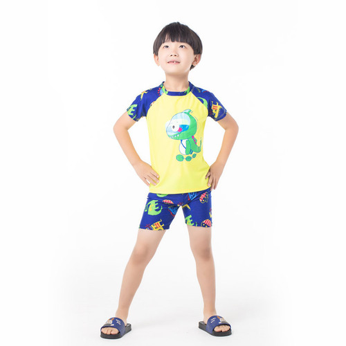 Children's Trendy Swimwear for Boys, Baby Swim Trunks with Sun Protection, Separate Design for Young and Older Children, Swim Gear, One Piece Shipping