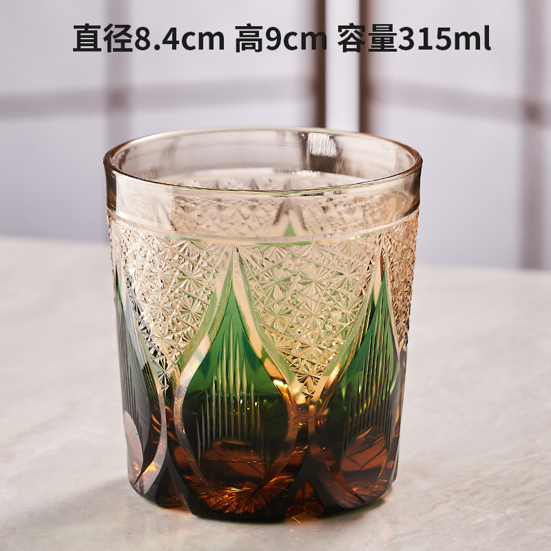 Green Chrysanthemum Flame (single wooden box)