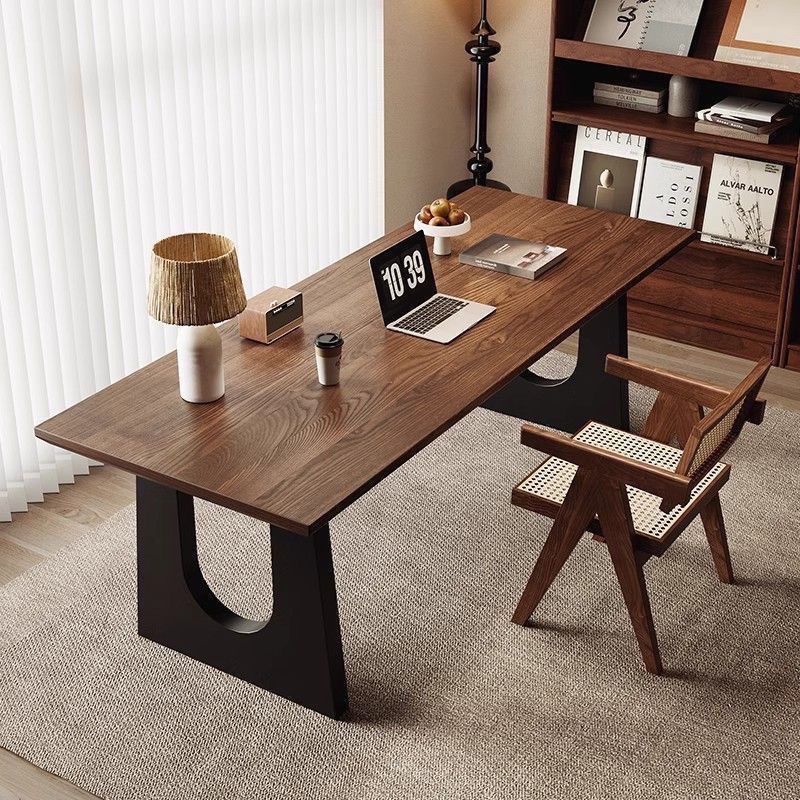 Mesa de comedor de madera sólida, mesa de escritorio de madera sólida, sala de estar, escritorio de computadora de madera de pino, mesa de madera sólida de estilo medieval.