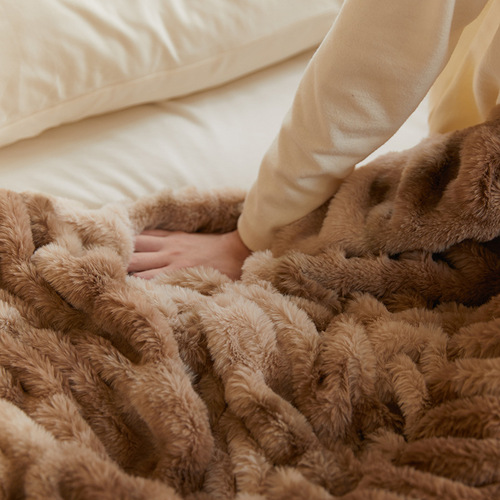 High-end faux fur plush blanket, comfortable and skin-friendly, bubble rabbit fur blanket, winter sofa blanket, leisure blanket, luxury bed tail cover blanket