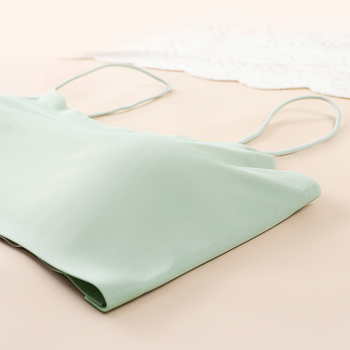 细肩带无痕薄款内衣女一体式小胸聚拢防走光文胸美背内搭抹胸罩