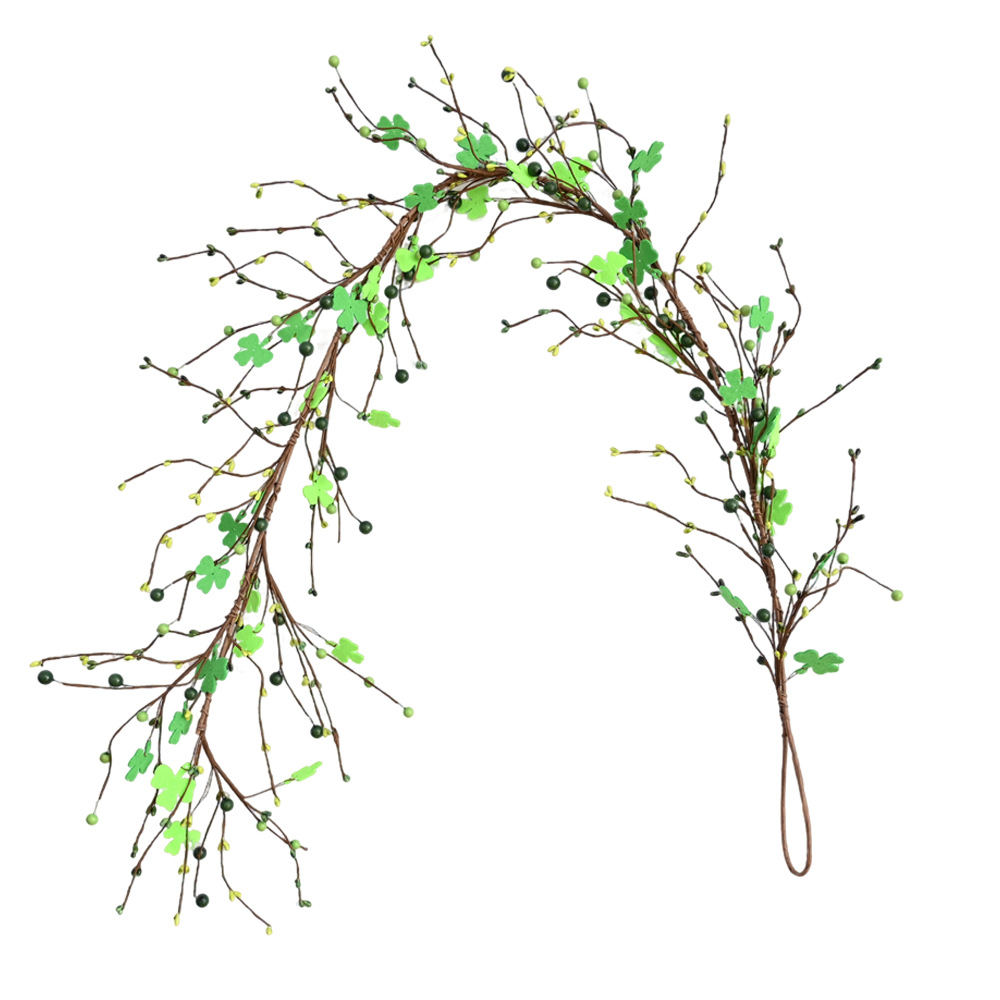 Día de San Patricio, tres hojas, vinas secas, árboles, decoración paisajística, ramas de exhibición colgantes de vinas falsas