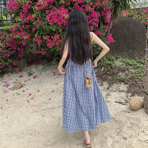 2025 Summer Gingham Tank Dress for Women, French High-End Retro Style, Elegant Waist Cinching, Slimming Vacation Long Dress