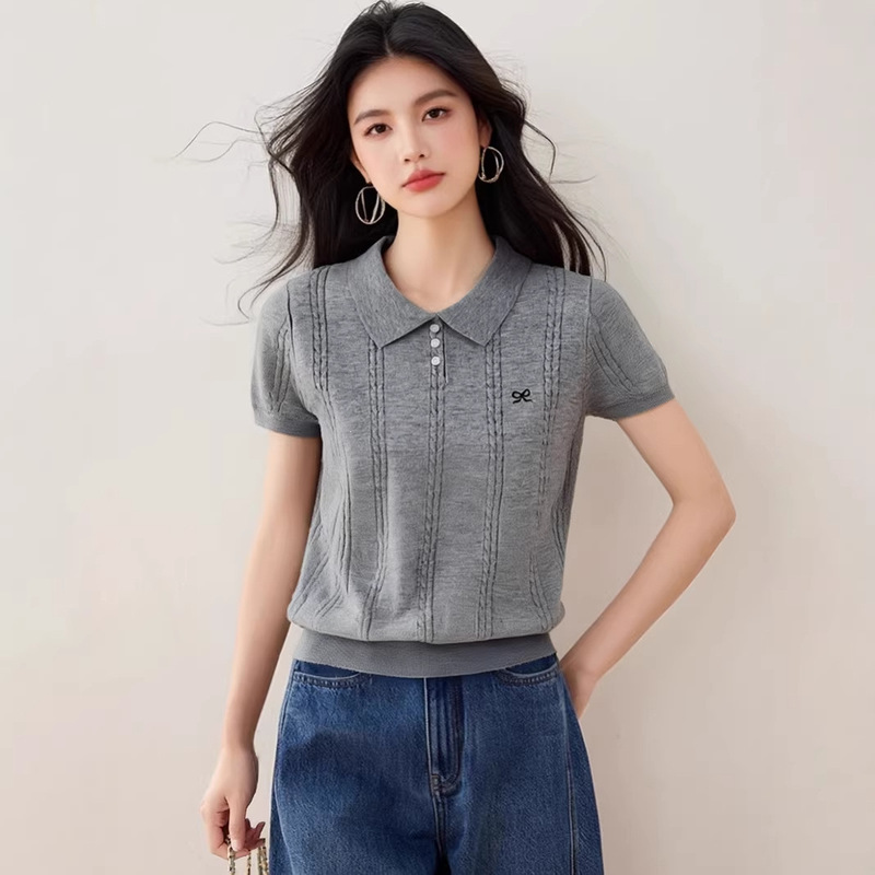 Iwtff Wheat Ear Jacquard Knit Polo Collar Short Sleeve Intellectual Old Money Style Boxy Short Wide Fit Regular Shoulder T-Shirt Iwtff Wheat Ear Jacquard Knit Polo Collar Short Sleeve Intellectual Old Money Style Boxy Short Wide Fit Regular Shoulder T-Shirt