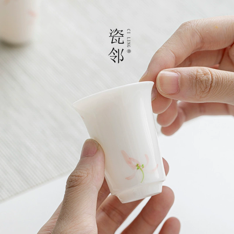 瓷邻 Tea cup Kung Fu Tea cup Smelling fragrance cup Personal special ceramic master cup Single cup Women's tea cup Tea set Single cup