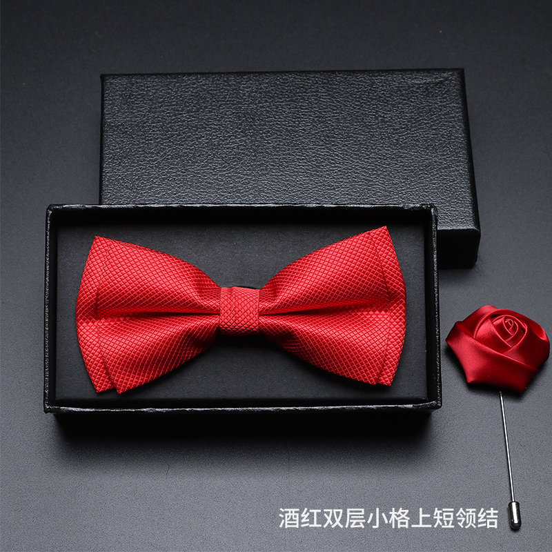 버건디 더블 레이어 작은 그리드는 위쪽이 짧고 아래쪽이 길다 (선물 상자 + 코사지)