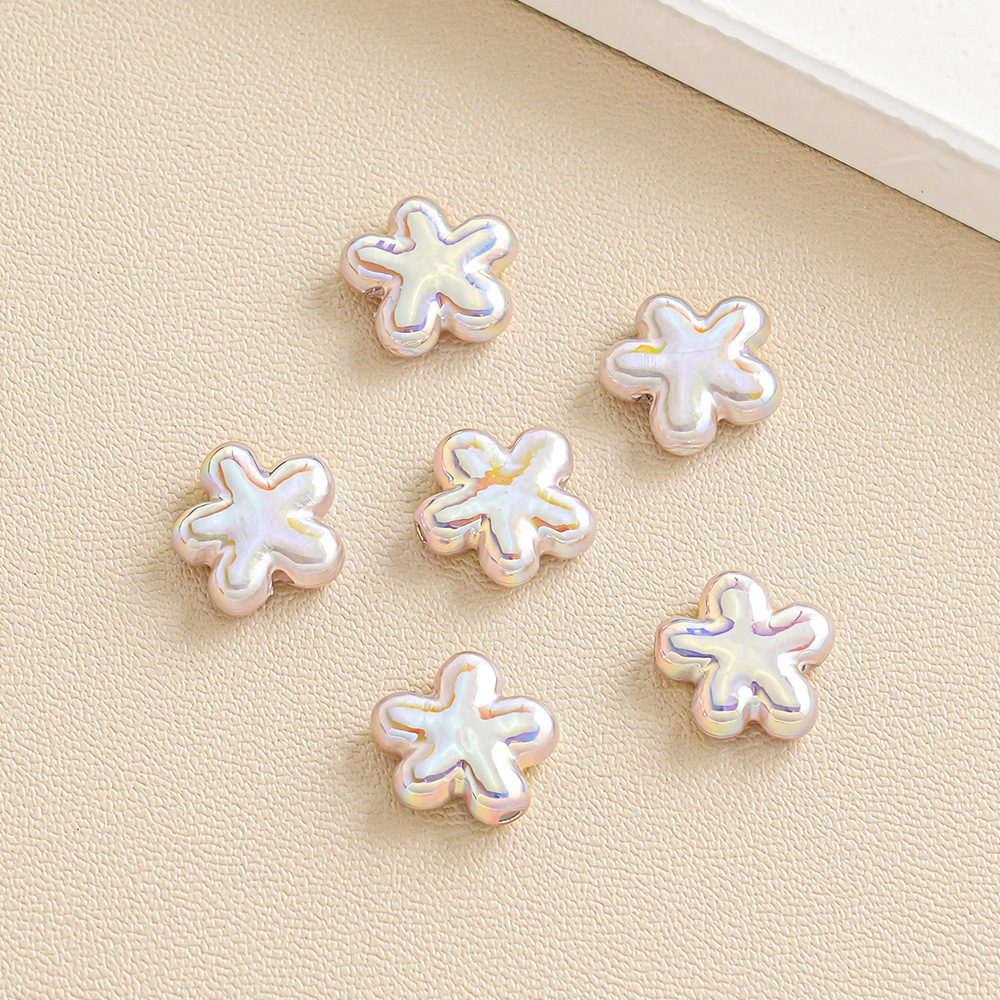 30 ABS Barroco Alien Clover Star Flor con cuentas Pulsera de bricolaje Accesorios de joyería Lote suelto