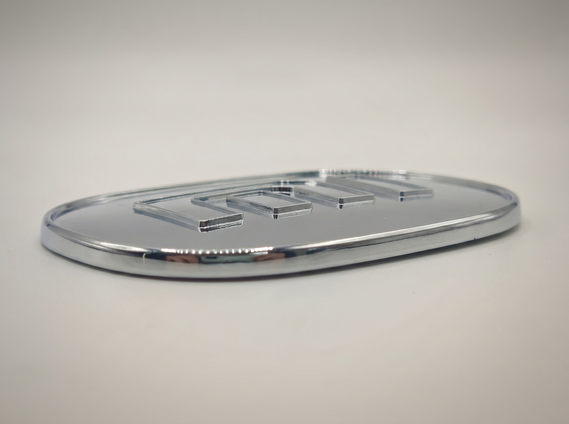 Suitable for Xiaomi Cars, Filigree Enamel Car Logo Special Base Plate, Non-Damaging Installation, Anti-Transparent Metal Car Logo Su7Yu7