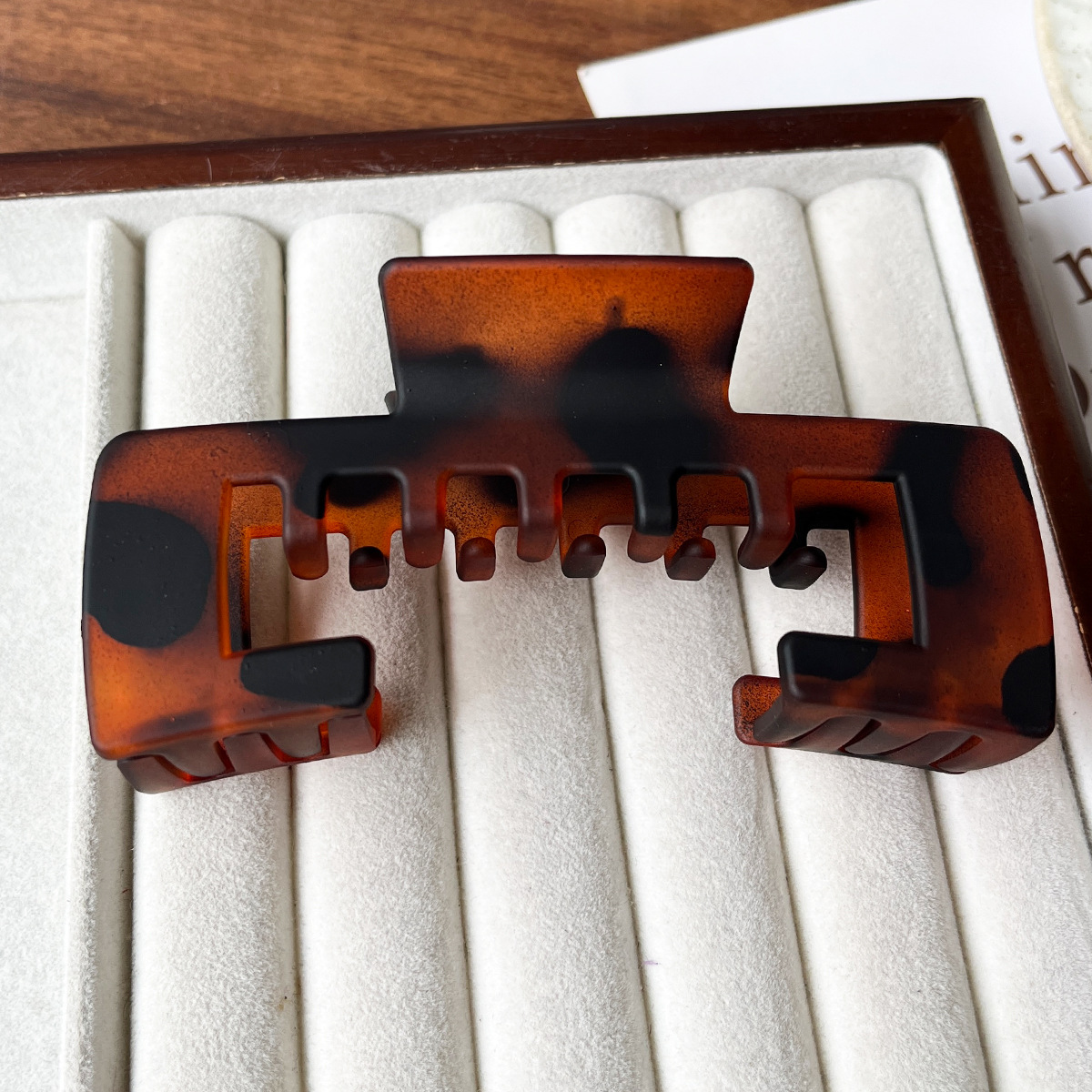 2026PC clip de cabello de textura gas clip de cabello nuevo clip sombrero mujer cabeza detrás de la cabeza transfronteriza grande otro