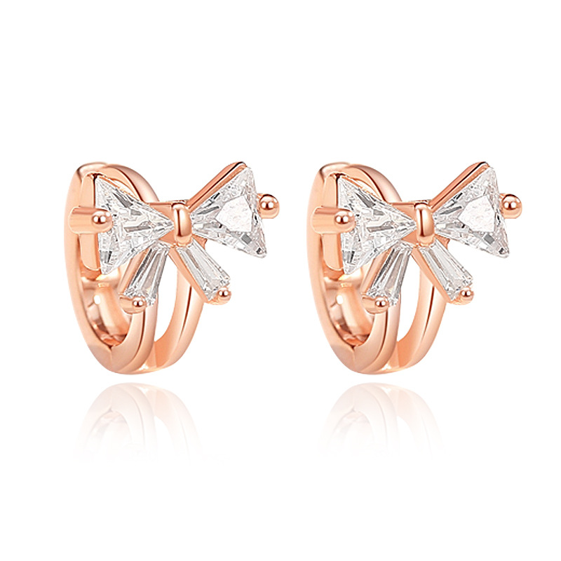 Pendientes de diamantes simples de plata de ley S925, diseño de nicho de alta gama, hermosos pendientes, colección de botones de oreja de estilo nuevo de verano