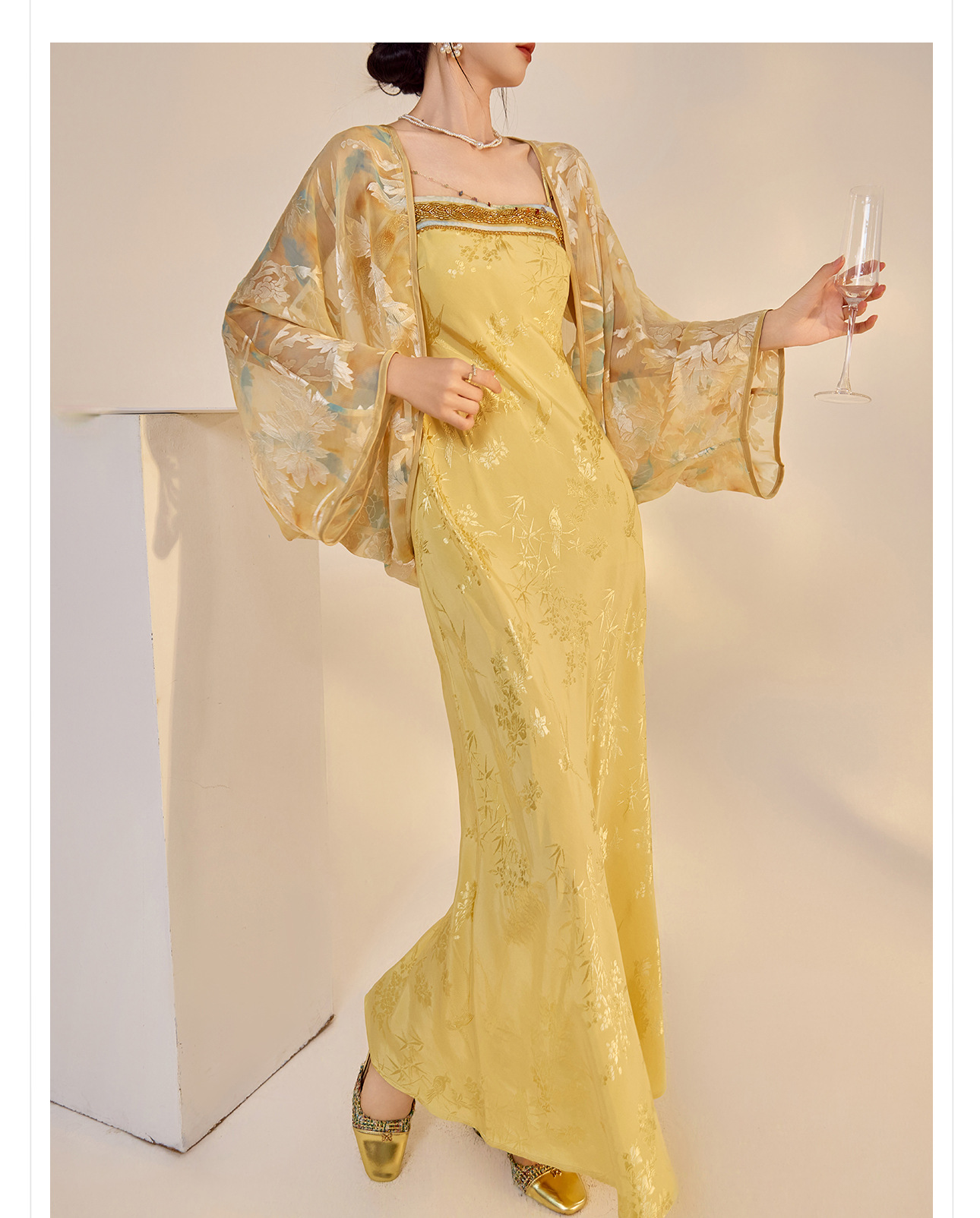 Bộ áo khoác cardigan thêu và váy hai dây phong cách retro mùa hè — Áo vàng chanh, Váy hai dây chi tiết 17