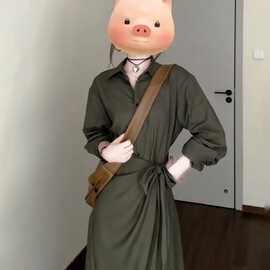绿色polo衬衫连衣裙子女2025新款早初秋季大方得体绝美巨好看长裙