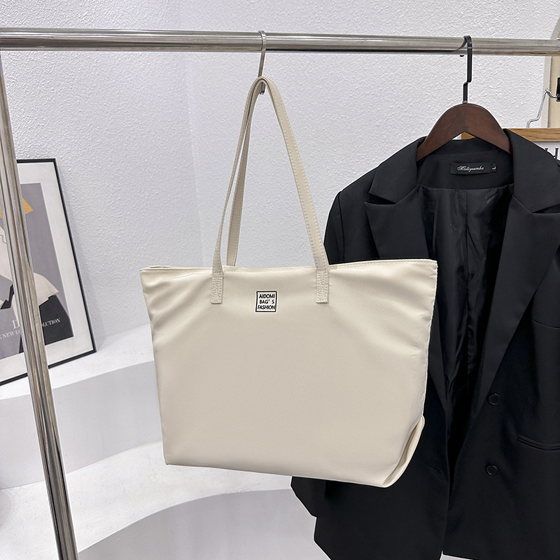 New Arrival Commuter Tote Bag Canvas Waterproof Nylon Large Capacity Shoulder Bag For Women - Thumbnail 3