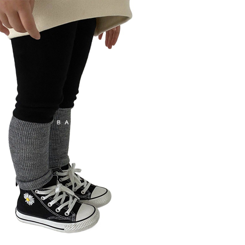 2024 niñas bebé nuevo estilo coreano de algodón de alta elasticidad leggings de color a juego pantalones de costura acanalados de color caramelo