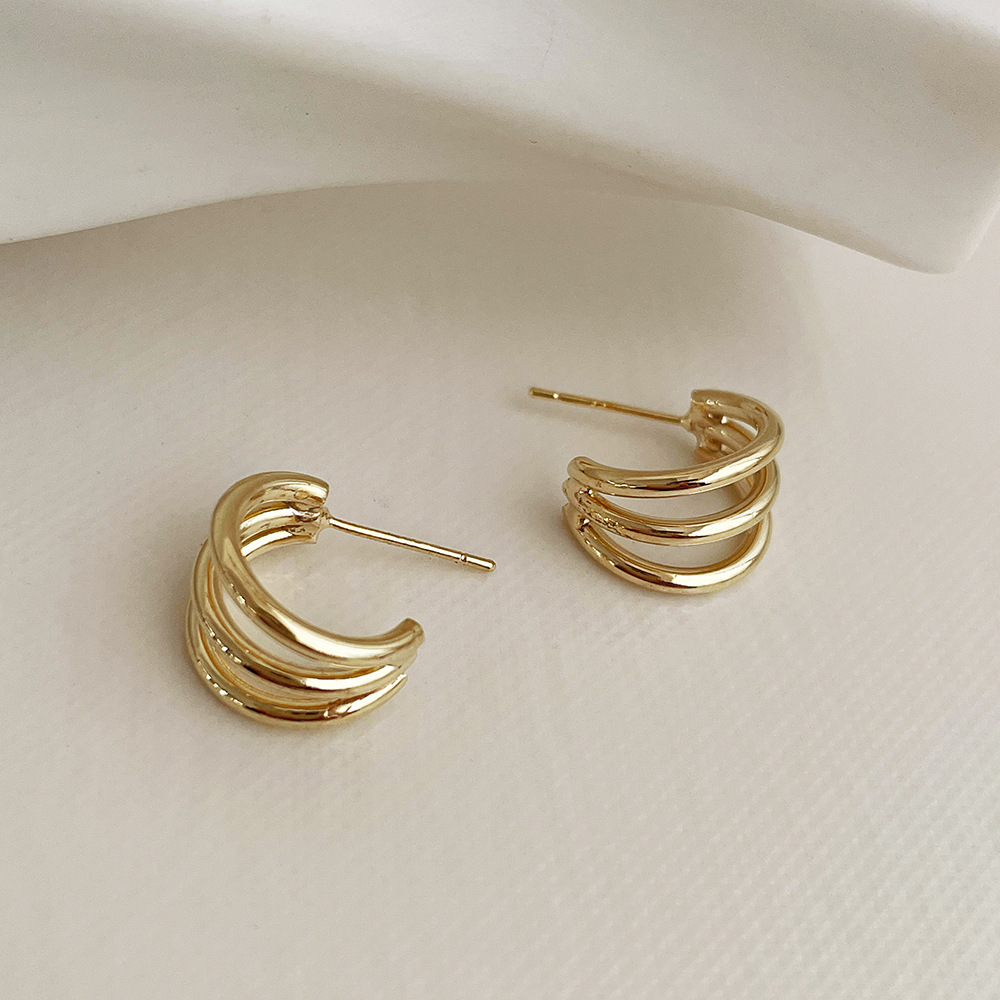 41# Three-layer geometric earrings
