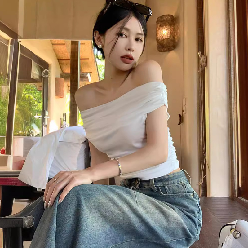 Ins Shoulder-exposed Sexy Spice Girls Pure Desire One-character Collar Short-sleeved T-shirt Women's Summer Slim-fit Slimming Base Top Women's Wholesale